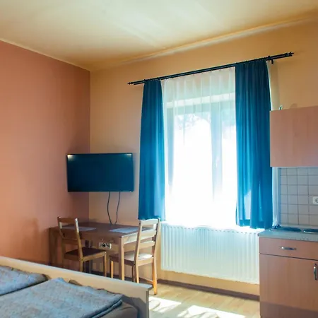 Lejlighed Almadiszallasok Aaa Balatonalmádi