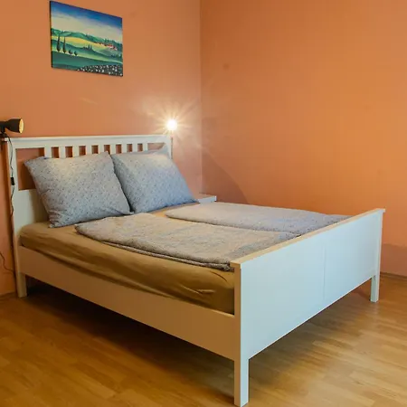 Almadiszallasok Apartamento