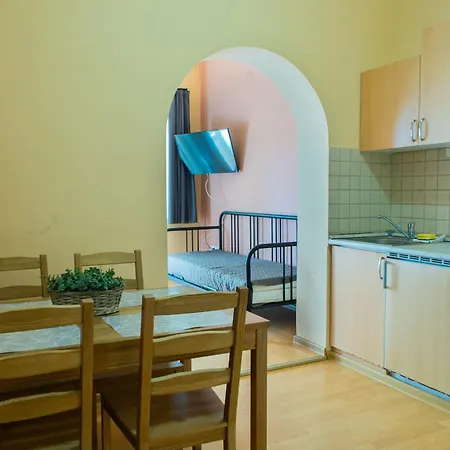 Almadiszallasok Apartamento Balatonalmádi